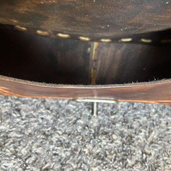 Beautiful Well Made Leather Shoulder Bag Hand TOOLED Dragon Flower Brown Small - Picture 13 of 14